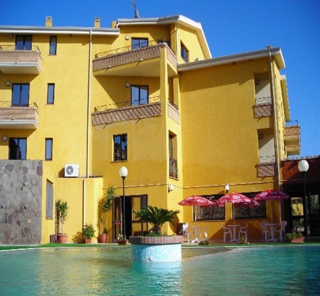 Hotel Le Palme SantʼAnna Arresi Exteriér fotografie